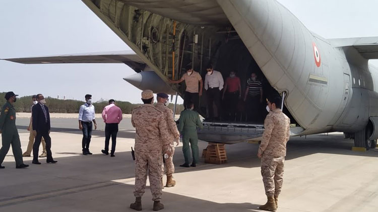 ഇന്ത്യൻ മെഡിക്കൽ സംഘം കുവൈത്തിലെത്തി