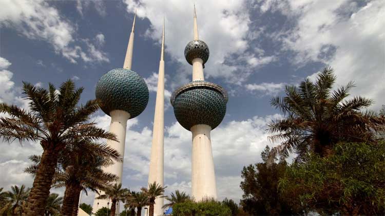 മ​നു​ഷ്യ​ക്ക​ട​ത്ത്​:  കു​വൈ​ത്തി​ലെ ചെ​റു​കി​ട സ്ഥാ​പ​ന​ങ്ങ​ളി​ലേ​ക്ക്​  തൊ​ഴി​ലാ​ളി​ക​ളെ അ​യ​ക്കു​ന്ന​ത് ഈ​ജി​പ്ത് നി​ർ​ത്തി