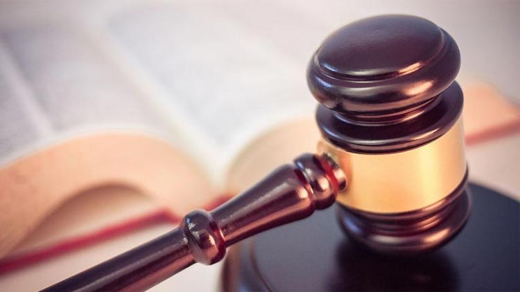 ഇ​ന്ത്യ​ക്കാ​ര​നെ  നാ​ടു​ക​ട​ത്തി