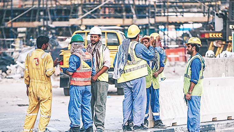 തൊ​ഴി​ലാ​ളി​ക​ളു​ടെ ഉ​ച്ച​വി​ശ്ര​മം അ​വ​സാ​നി​ച്ചു: ഉ​ത്ത​ര​വ് ലം​ഘി​ച്ച് ജോ​ലി ചെ​യ്ത​ത് 1551 തൊ​ഴി​ലാ​ളി​ക​ൾ