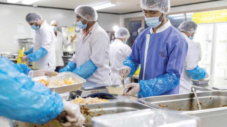 ദിവസവും 35,000 പേർക്ക് ഇഫ്താർ വിരുന്നൊരുക്കി ദാറുൽ ബിർ