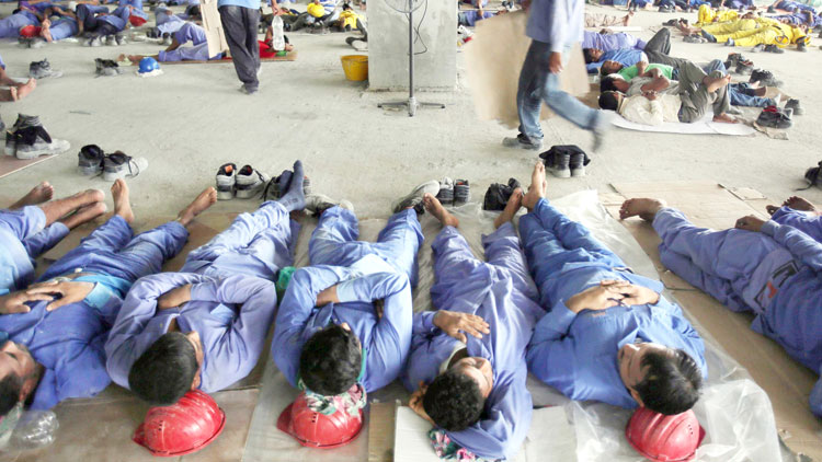 തൊഴിലാളികൾക്ക് അനുവദിച്ച ഉച്ചസമയത്തെ വിശ്രമം 31ന് അവസാനിക്കും