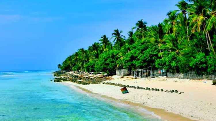 ഞങ്ങളെ കുടിയാൻമാരാക്കാനുള്ള നീക്കമാണിത്​; ഞങ്ങളോടൊപ്പം നിൽക്കൂ.. ലക്ഷദ്വീപിൽ നിന്നുള്ള ഡോക്​ടറുടെ കുറിപ്പ്​