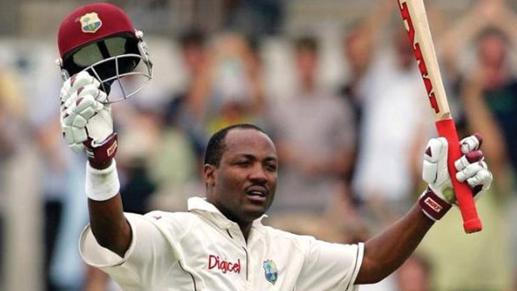 582 പന്തുകൾ, 400റൺസ്​; ലാറയുടെ  വിസ്​മയ ബാറ്റിങ്ങിന്​ 16ാം വാർഷികം