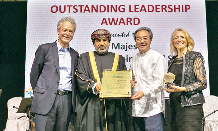 സ​മു​ന്ന​ത നേ​തൃ​ഗു​ണ​ത്തി​നു​ള്ള അ​ന്താ​രാ​ഷ്​​ട്ര പു​ര​സ്​​കാ​രം സു​ൽ​ത്താ​ൻ ഖാ​ബൂ​സി​ന്​