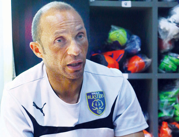 ബ്ലാസ്റ്റേഴ്സിന്‍െറ കളരിയില്‍ പയറ്റിത്തെളിയാന്‍ കോഴിക്കോട്ടെ കുട്ടികള്‍