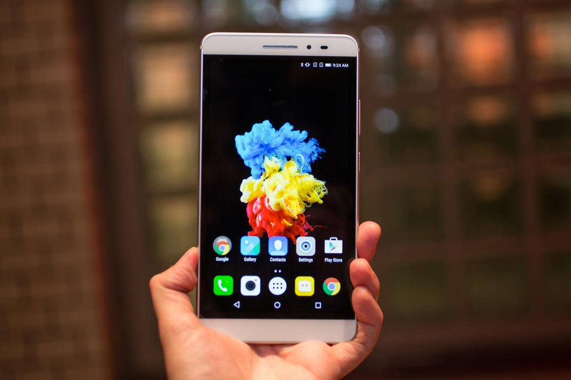 ആരൊക്കെ തറപറ്റും, 11 ഇഞ്ച് വിന്ഡോസ് ലാപും 6.98 ഇഞ്ച് ഫാബുമായി ലെനോവോ ആരൊക്കെ തറപറ്റും, 11 ഇഞ്ച് വിന്ഡോസ് ലാപും 6.98 ഇഞ്ച് ഫാബുമായി ലെനോവോ