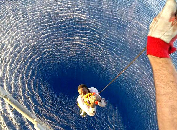 ലിബിയന്‍ അഭയാര്‍ഥി ബോട്ടില്‍ 40 പേര്‍ മരിച്ച നിലയില്‍; 320 പേരെ രക്ഷിച്ചു