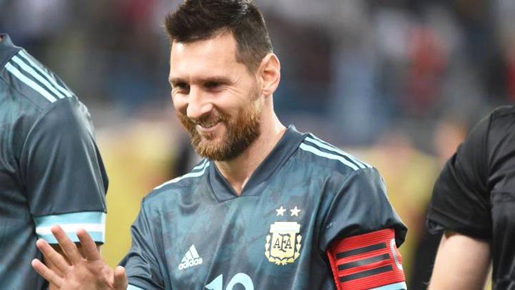 ഇ​നി​യും റി​യാ​ദി​ലെ​ത്താ​ൻ  ആ​ഗ്ര​ഹം –ല​യ​ണ​ൽ മെ​സ്സി