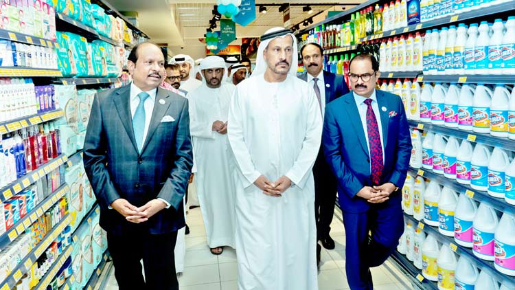 അ​ൽ​െ​എ​ൻ അ​ൽ​ഹാ​യി​റി​ൽ ലു​ലു  എ​ക്​​സ്​​പ്ര​സ്​ ഫ്ര​ഷ്​ മാ​ർ​ക്ക​റ്റ് തു​റ​ന്നു