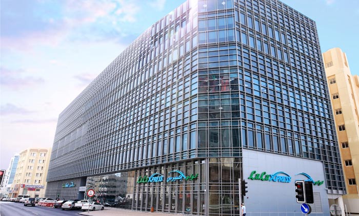 ഖത്തറി​ലെ എ​​ട്ടാ​​മ​​ത് ലു​​ലു ഷോ​റൂം ബി ​​റി​​ങ് റോ​​ഡി​​ല്‍ തുറന്നു