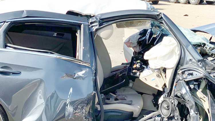 മ​ദീ​ന​യി​ൽ  വാ​ഹ​ന​ങ്ങ​ൾ കൂ​ട്ടി​യി​ടി​ച്ച്​ ആ​റു മ​ര​ണം