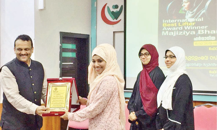 പ്ര​തി​സ​ന്ധി​ക​ളെ നേരിടാൻ മ​ന​ക്ക​രു​ത്തും  ദൈ​വ​സ​ഹാ​യ​വും വേ​ണം –മ​ജ്സി​യ ബാ​നു