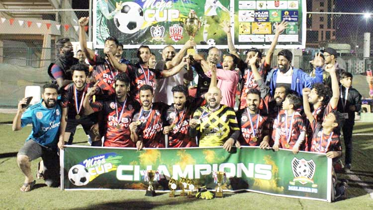 മ​ല​ബാ​ർ മെ​ഗാ ക​പ്പ്​ ടൂ​ർ​ണ​മെൻറ്​ ന​ട​ത്തി