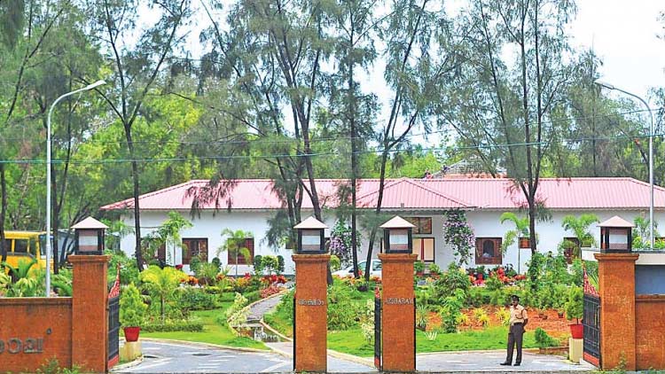 malayalam-university