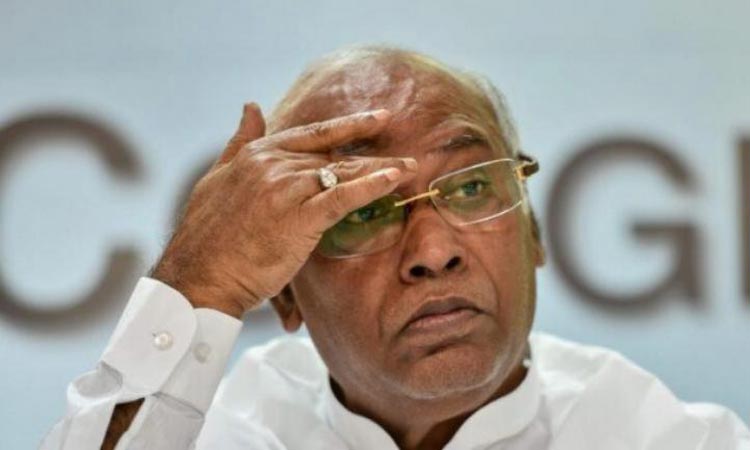 എന്നെ ദലിതനെന്ന് വിളിക്കുന്നത് നിർത്തൂ –മല്ലികാർജുൻ ഖാർഗെ