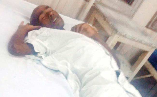 ഡോക്ടര്‍ക്ക് പിഴച്ചു; മോര്‍ച്ചറിയിലേക്കുള്ള വഴിയില്‍ ‘മരിച്ച’യാള്‍ ഉണര്‍ന്നു