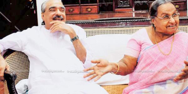 ‘കെട്ടുന്നയാൾ രാഷ്​ട്രീയക്കാരനാകണം,  മീശ വേണം, വക്കീലാകണം’