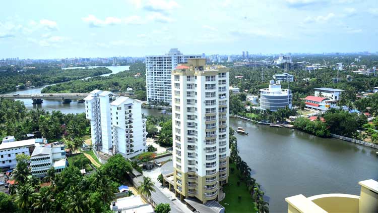 മരട്: എല്ലാവർക്കും 25 ലക്ഷം നൽകാൻ സമിതി ശിപാർശ