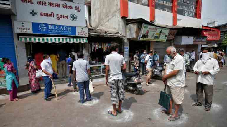 സ്വകാര്യ സ്​ഥാപനങ്ങളിൽ മൂന്നിലൊന്ന്​ ജീവനക്കാരാകാം; കേന്ദ്രത്തിന്‍റെ ലോക്​ഡൗൺ ഇളവുകൾ ഇങ്ങനെ