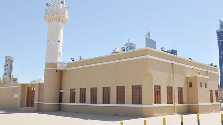 നാ​ലു മാ​സ​ത്തി​നു​ശേ​ഷം കു​വൈ​ത്തി​ൽ  ജു​മു​അ ആ​രം​ഭി​ക്കു​ന്നു