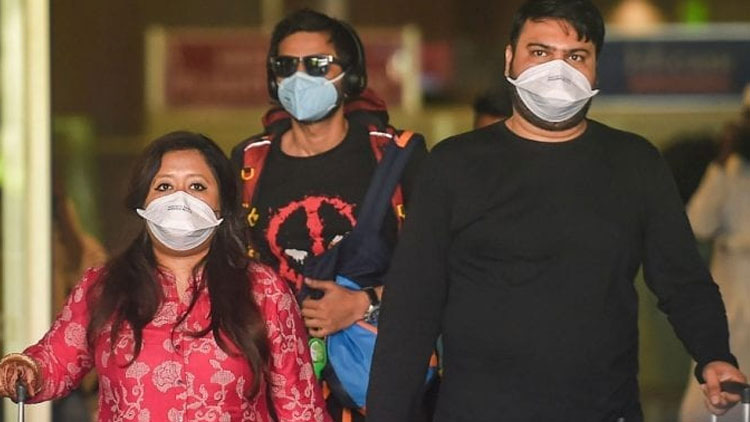 ലോക്ഡൗൺ ഇളവ്: പുറത്തിറങ്ങുന്നവർ മാസ്ക് മറക്കണ്ട ലോക്ഡൗൺ ഇളവ്: പുറത്തിറങ്ങുന്നവർ മാസ്ക് മറക്കണ്ട