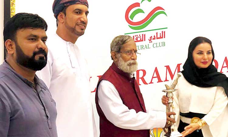 മ​സ്ക​റ്റ്​​​ ആ​ർ​ട്സ് ക​ലാ​ശ്രീ പു​ര​സ്കാ​രം സ​മ്മാ​നി​ച്ചു