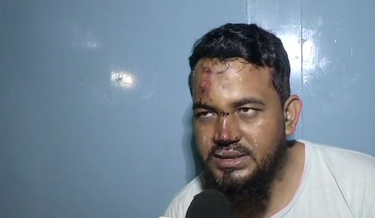 ‘ജയ്​ ​ശ്രീ റാം’ വിളിച്ചില്ല; ഡൽഹിയിൽ മദ്​റസ അധ്യാപകനെ കാറിടിപ്പിച്ചു