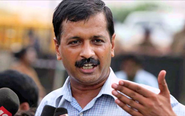 പുണെ ഫിലിം ഇന്‍സ്റ്റിറ്റ്യൂട്ട് വിദ്യാര്‍ഥികളെ ഡല്‍ഹിയിലേക്ക് സ്വാഗതം ചെയ്ത് കെജ്രിവാള്‍