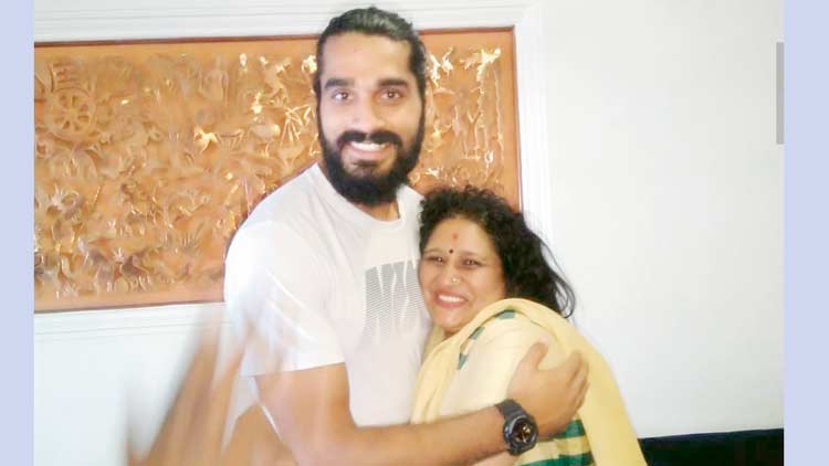 മായേച്ചിയുടെ മോഹമഞ്ഞ; ജിങ്കാ​േൻറയും