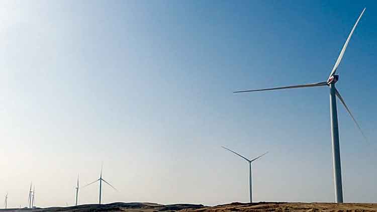 ദോഫാർ കാറ്റാടിപ്പാടത്ത്​ ആദ്യ കിലോവാട്ട്​ വൈദ്യുതി ഉത്​പാദിപ്പിച്ചു