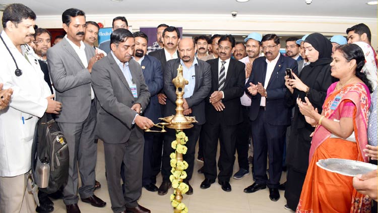 കുറഞ്ഞ ചെലവില്‍ മരുന്നുല്‍പാദനം: ഇന്ത്യക്കുമേല്‍ അമേരിക്ക വ്യാപാര ഉപരോധത്തിന് തയാറെടുക്കുന്നു