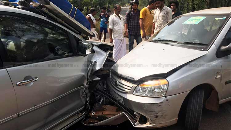 media-one-car-accident