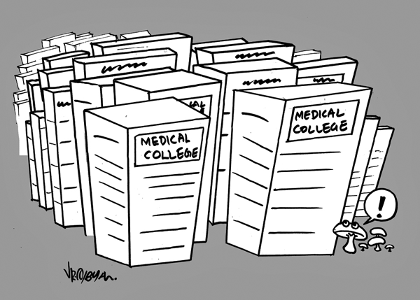 നയമില്ലാക്കയത്തില്‍ നിലയില്ലാതെ മെഡിക്കല്‍ കോളജുകള്‍