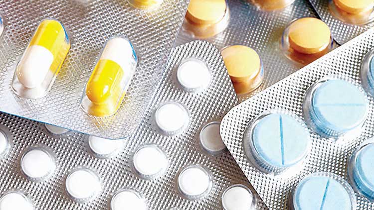 ജ​ന​റി​ക്​ മ​രു​ന്നു​ക​ൾ വി​ൽ​ക്കാ​ൻ  ആ​രോ​ഗ്യ മ​ന്ത്രാ​ല​യ​ത്തിൻെറ അ​നു​മ​തി