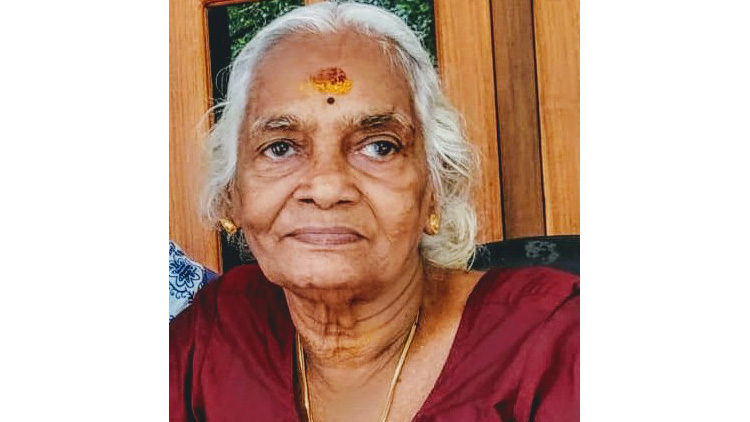 മക​െൻറ സ്മരണക്ക്​ ലക്ഷ‍ങ്ങളുടെ ഭൂമി നഗരസഭക്ക് നൽകി ഒരമ്മ