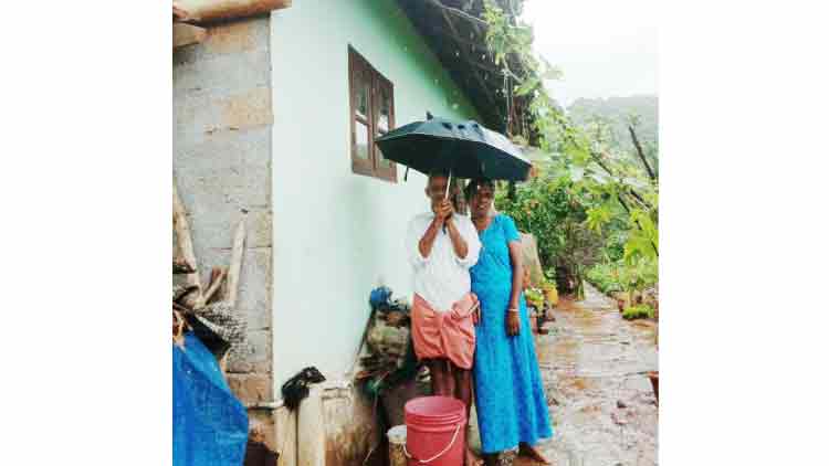 മണ്ണിടിച്ചിൽ ഭീഷണി; മേൽമുറിയിലെ കുടുംബം ദുരിതത്തിൽ