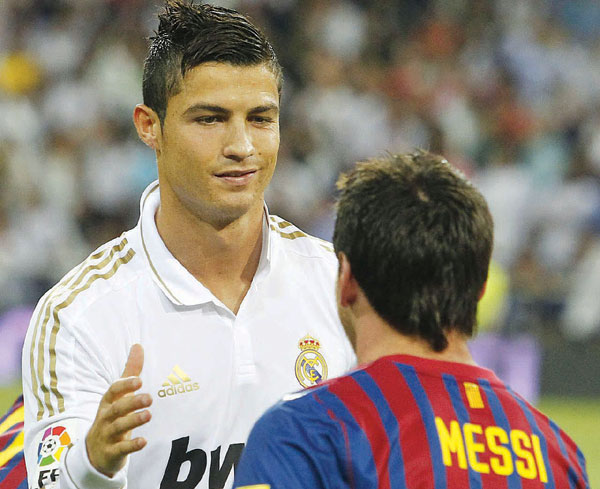 ക്രിസ്​റ്റ്യാനോ മെസ്സിക്കൊപ്പം പന്തുതട്ടുമോ...? ബാഴ്​സലോണക്ക്​ ഒാഫറുമായി യുവൻറസ്​