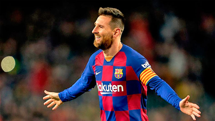 അ​ത്ഭു​ത ഫു​ട്ബാ​ള​റു​ടെ അ​തി​ശ​യ ജീ​വി​തം ഖ​ത്ത​റി​ലെ അ​ര​ങ്ങി​ൽ