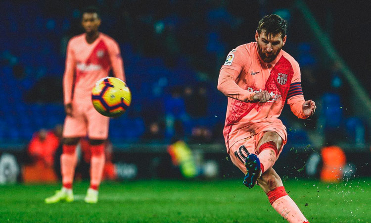 മെസ്സിക്ക്​ ഇരട്ട ഫ്രീകിക്ക്​ ഗോൾ; ലാ ലിഗയിൽ ബാഴ്​സക്ക്​ മുന്നേറ്റം