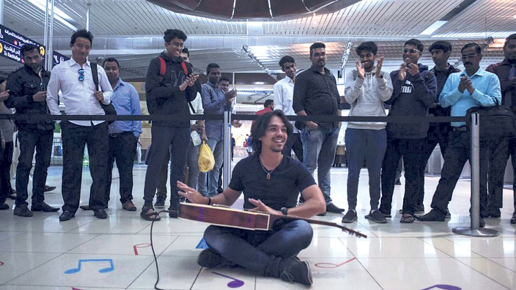 മെട്രോ സ്​റ്റേഷനുകളെ സംഗീതസാന്ദ്രമാക്കി  മെട്രോ മ്യൂസിക് ഫെസ്​റ്റിവല്‍