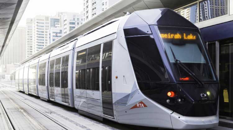 മെ​ട്രോ​യും ബ​സും ടാ​ക്​​സി​യും രാ​വി​ലെ ഏ​ഴു​മു​ത​ൽ രാ​ത്രി ഏ​ഴു​വ​രെ