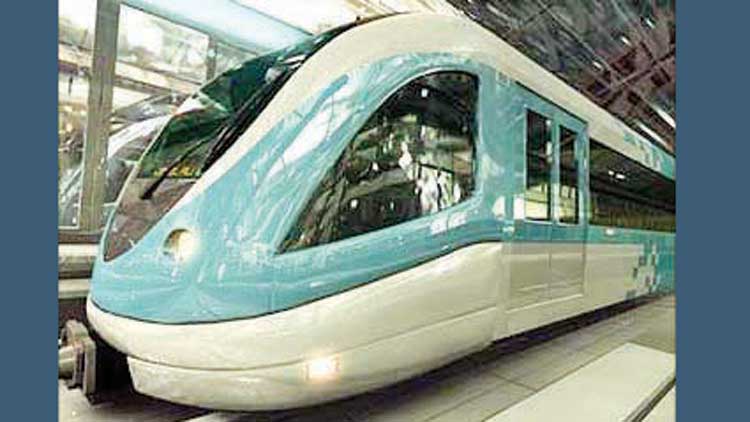 കാല്വഴുതി മെട്രോ തൂണിൽനിന്ന് വീണ് സൂപ്പര്വൈസർ മരിച്ചു കാല്വഴുതി മെട്രോ തൂണിൽനിന്ന് വീണ് സൂപ്പര്വൈസർ മരിച്ചു