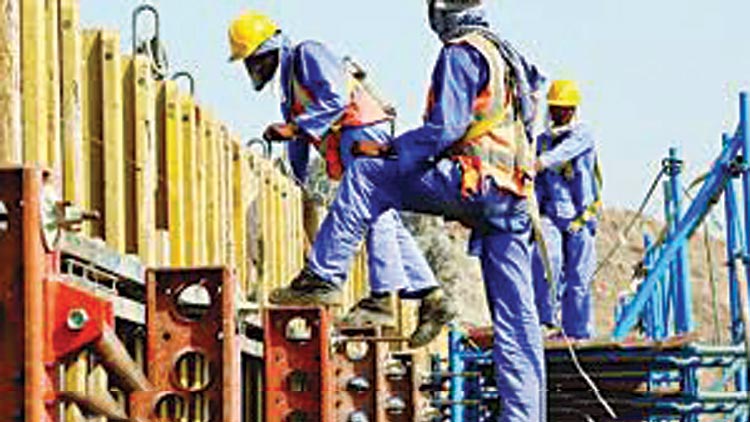 ഒമാനിൽ നി​ർ​ബ​ന്ധി​ത ഉ​ച്ച​വി​ശ്ര​മം ശനി​യാ​ഴ്​​ച മു​ത​ൽ പ്രാ​ബ​ല്യ​ത്തി​ൽ