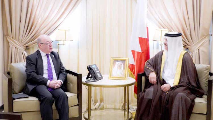 ബ്രി​ട്ടീ​ഷ് മു​ന്‍ വി​ദേ​ശ​കാ​ര്യ മ​ന്ത്രി​യെ സ്വീ​ക​രി​ച്ചു