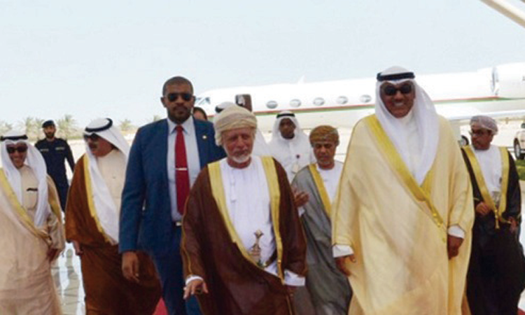 ഒ​മാ​ൻ വി​ദേ​ശ​കാ​ര്യ​മ​ന്ത്രി കു​വൈ​ത്തി​ൽ