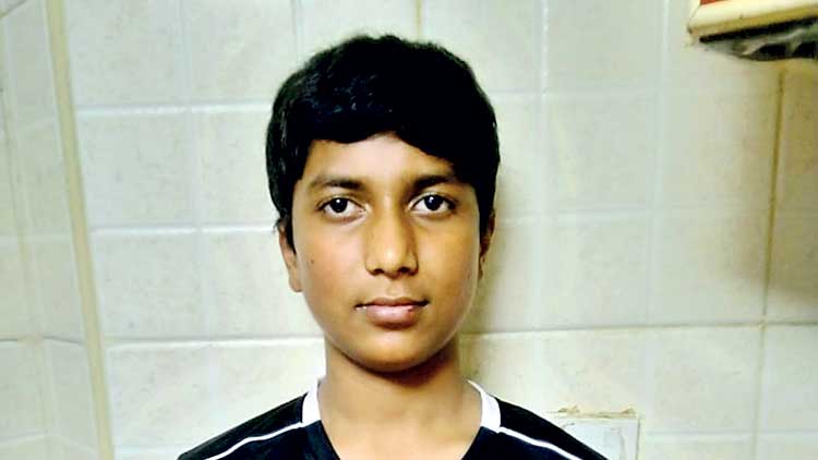 യൂ​ട‍്യൂ​ബ് ക​ണ്ട​തി​ന് ഉ​മ്മ ശ​കാ​രി​ച്ചു; ഇ​ന്ത‍്യ​ൻ വി​ദ‍്യാ​ർ​ഥി വീ​ടു​വിട്ടുപോ​യി