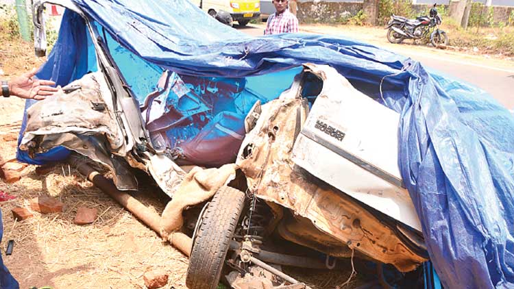 കുരുതിക്കളമായി ദേശീയപാത