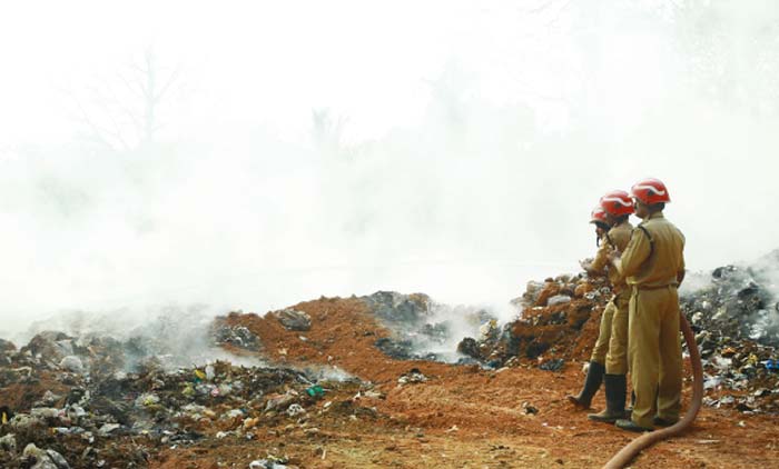 മാ​ലി​ന്യ പ്ലാ​ൻ​റി​ലെ തീ​പി​ടി​ത്തം:  ഒ​രു കോ​ടി​യു​ടെ ന​ഷ്​​ടം