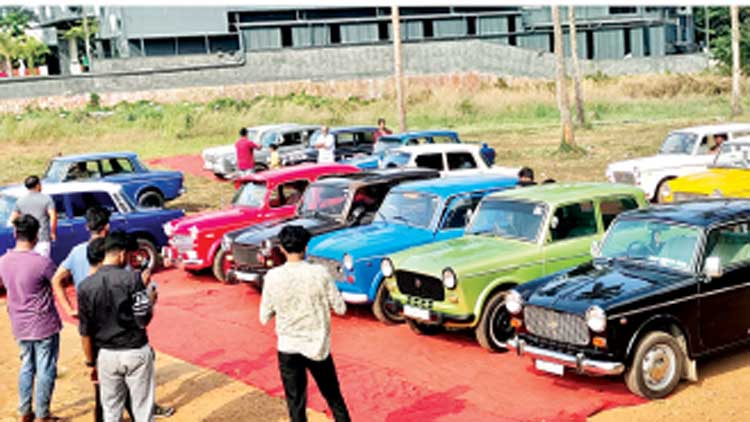 ഓർമകളുടെ ടോപ്​ഗിയറിൽ ‘പത്മിനികൾ’